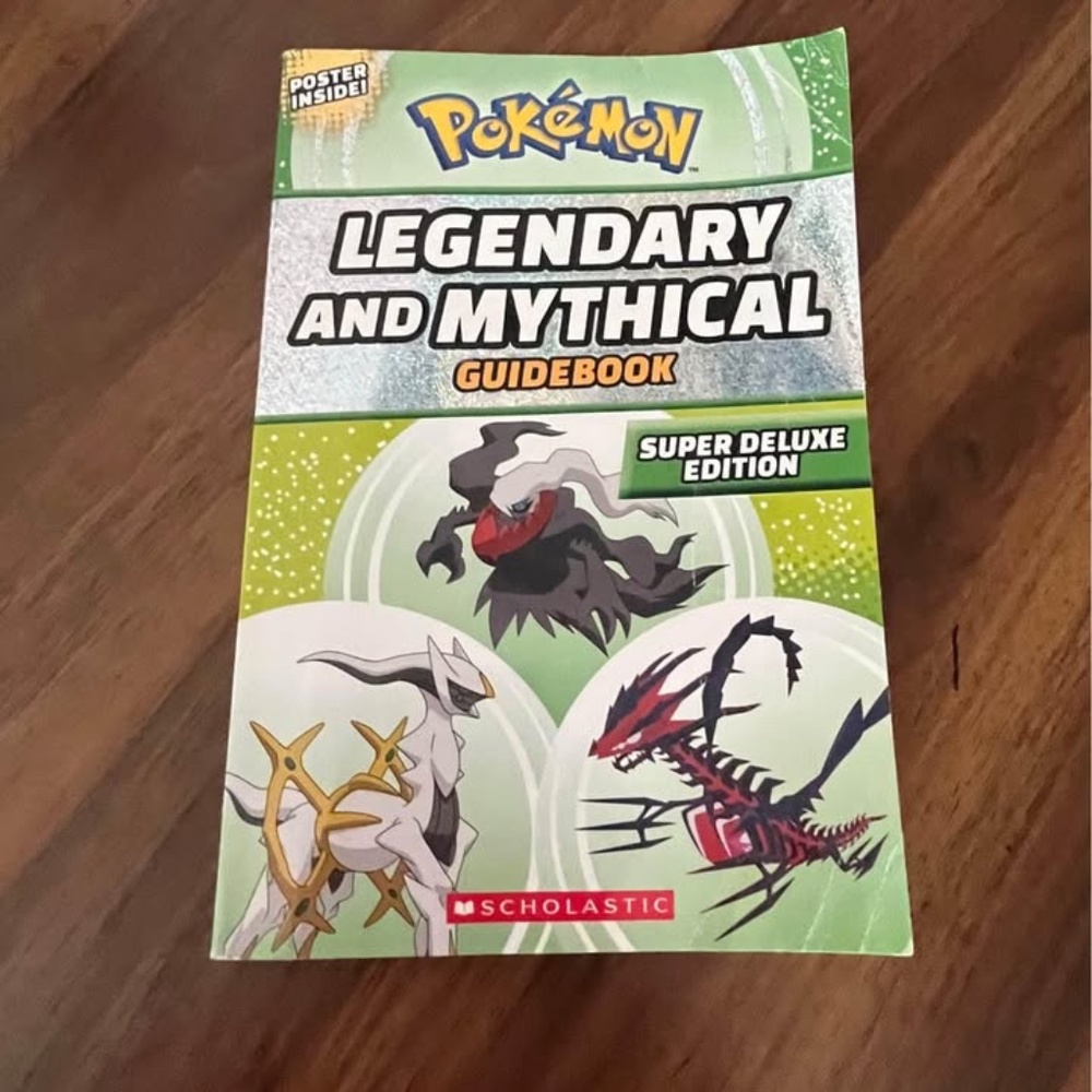 USED - Pokémon legendary and mythical book